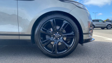 Land Rover Range Rover Velar 3.0 D300 R-Dynamic HSE 5dr Auto Diesel Estate